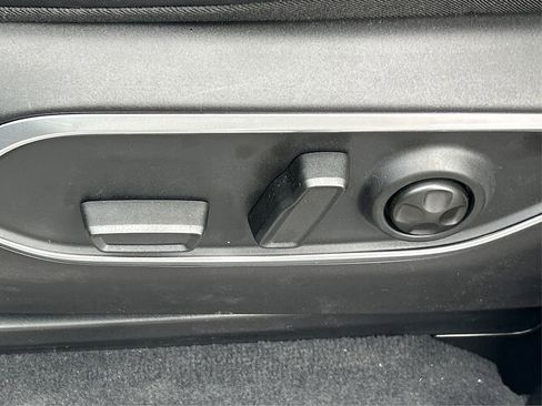 New 2026 Jeep Grand Wagoneer Limited image 38