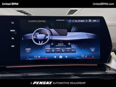 Used 2025 BMW X2 xDrive28i AWD/4WD image 10
