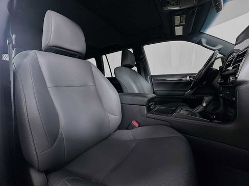 Used 2023 Lexus GX 460 Premium w/ Premium Plus Package AWD/4WD image 29