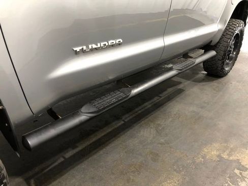 Used 2017 Toyota Tundra SR5 w/ TRD Off Road Package image 7