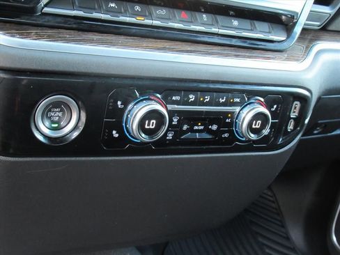 Used 2022 GMC Sierra 1500 Elevation image 25