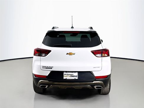 Used 2023 Chevrolet TrailBlazer ACTIV w/ Convenience Package AWD/4WD image 8