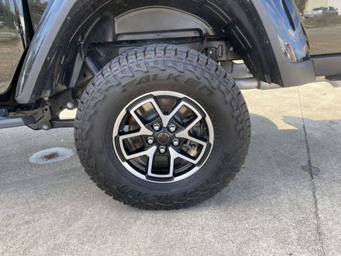 Used 2024 Jeep Gladiator Rubicon image 50