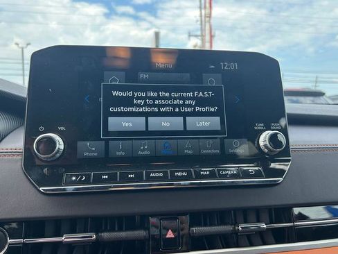 Used 2024 Mitsubishi Outlander SEL image 14