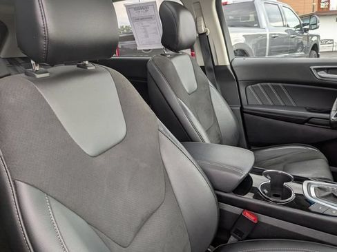 Used 2018 Ford Edge Sport w/ Equipment Group 401A AWD/4WD image 12