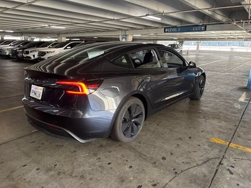 Used 2024 Tesla Model 3 Standard Range RWD image 3