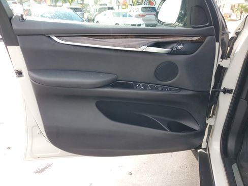 Used 2017 BMW X5 xDrive40e image 15