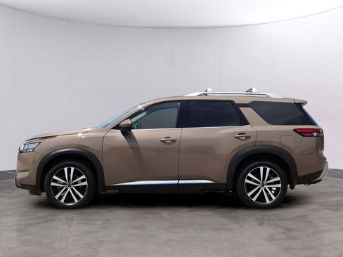 Used 2024 Nissan Pathfinder Platinum w/ Cargo Package AWD/4WD image 27