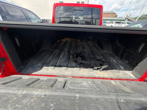 Used 2021 Jeep Gladiator Rubicon AWD/4WD image 8