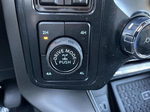 New 2025 Ford F150 Lariat w/ Equipment Group 501A Mid image 31