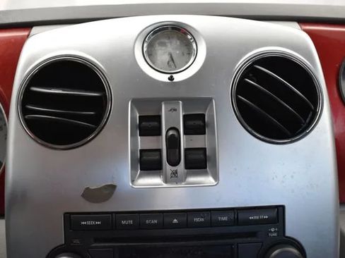 Used 2009 Chrysler PT Cruiser FWD image 24