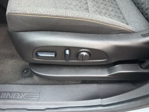 Certified 2024 Chevrolet Equinox LT AWD/4WD image 15