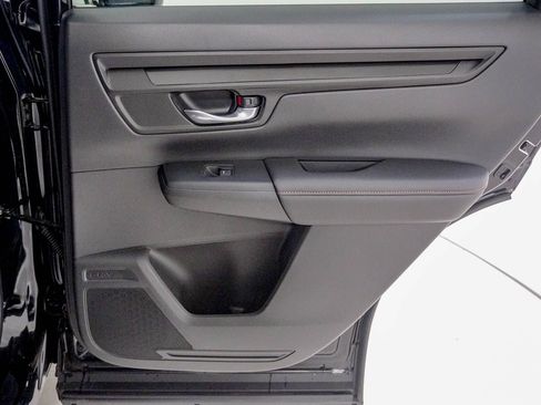 Certified 2026 Honda CR-V Sport image 32