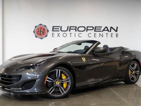 Used 2019 Ferrari Portofino RWD image 35