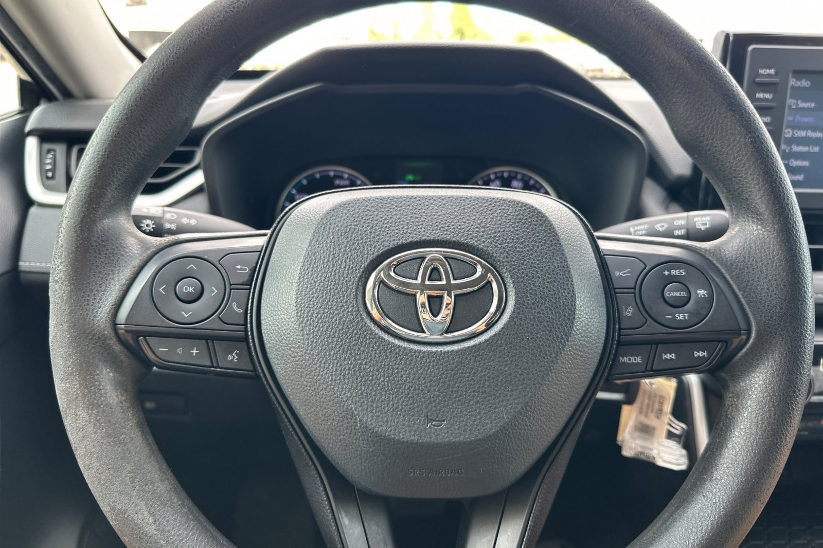 Certified 2021 Toyota RAV4 LE AWD/4WD image 22