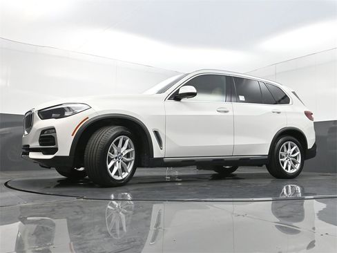 Used 2019 BMW X5 xDrive40i image 28