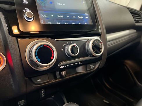 Used 2018 Honda Fit EX-L image 16