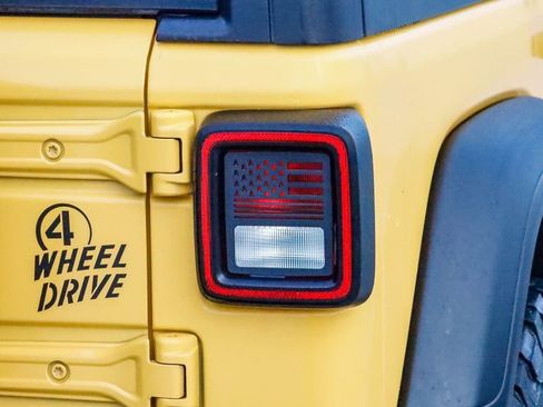 Used 2021 Jeep Wrangler Unlimited Sport image 10