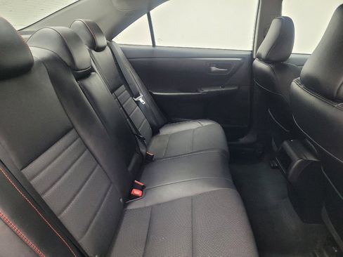 Used 2016 Toyota Camry SE FWD image 19