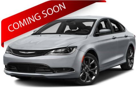 Used 2015 Chrysler 200 S w/ Comfort Group image 1