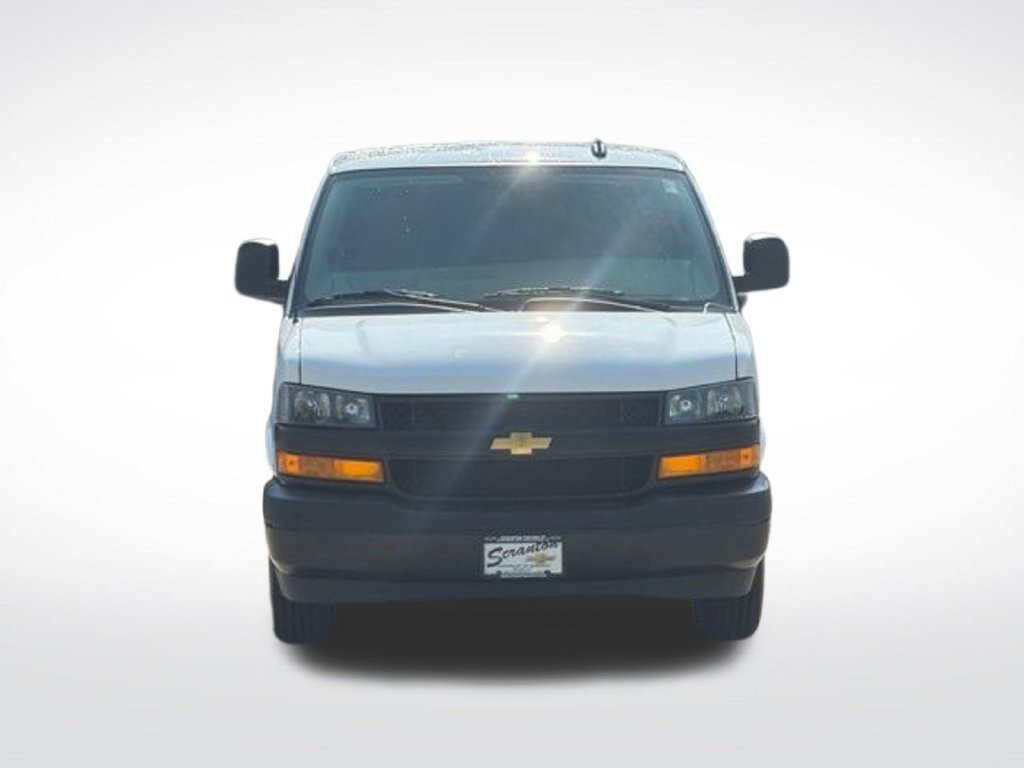 Certified 2025 Chevrolet Express 2500 RWD image 7