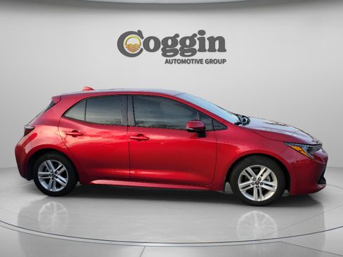 Used 2022 Toyota Corolla SE image 6