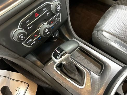 Used 2016 Dodge Charger SXT w/ AWD Plus Group image 18