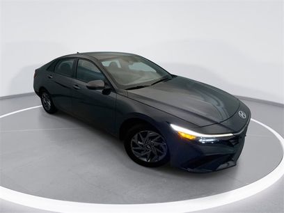 Used 2024 Hyundai Elantra SEL