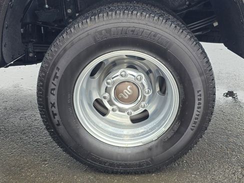 Used 2024 Ford F350 King Ranch image 11