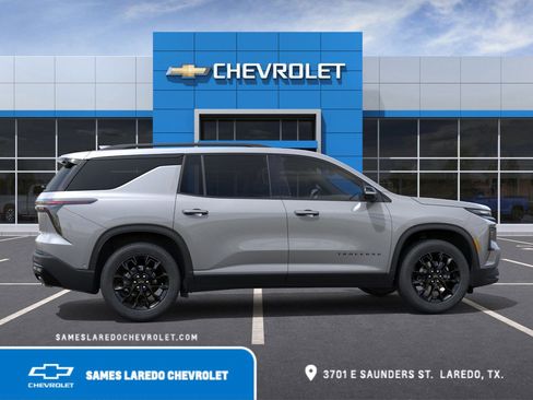 New 2026 Chevrolet Traverse LT w/ Midnight/Sport Edition image 5