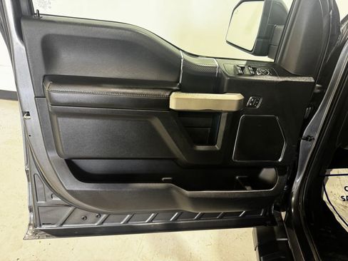 Used 2019 Ford F150 Lariat w/ Equipment Group 502A Luxury image 17