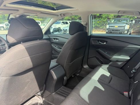 Used 2024 Honda Accord EX image 10