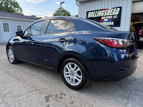 Used 2016 Scion iA FWD image 6