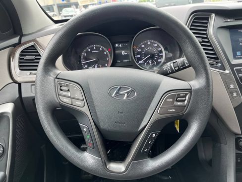 Used 2017 Hyundai Santa Fe Sport FWD image 19