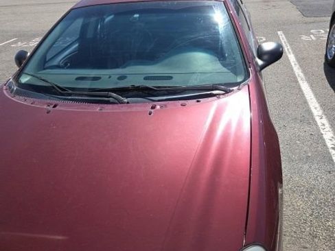 Used 2000 Chrysler Concorde LXi FWD image 3