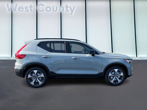 New 2026 Volvo XC40 B5 Plus w/ Protection Package Premier image 2