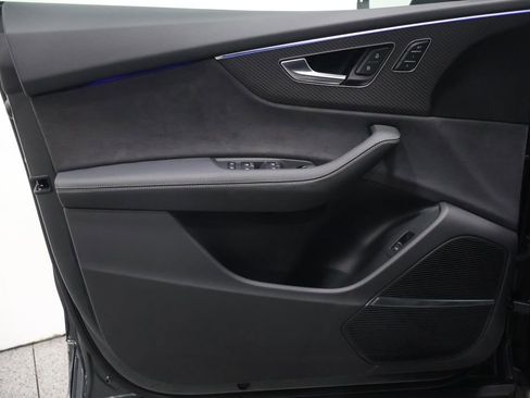 Used 2024 Audi SQ8 Prestige w/ Prestige Package image 12