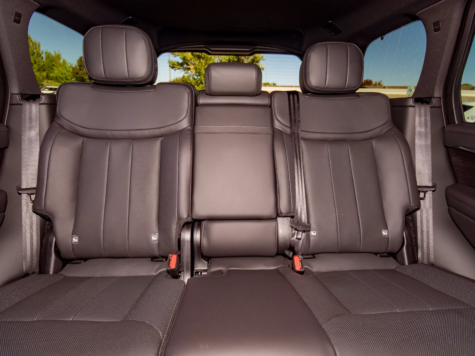 New 2027 Land Rover Range Rover SE AWD/4WD image 47