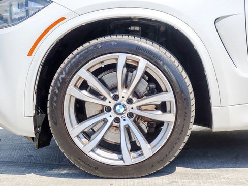 Used 2016 BMW X5 xDrive50i w/ M Sport AWD/4WD image 24