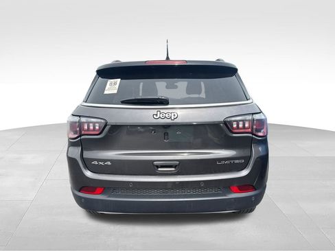 Used 2023 Jeep Compass Limited AWD/4WD image 3