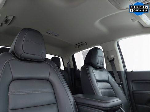 Used 2018 GMC Canyon Denali image 15