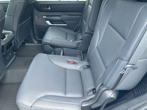 Used 2024 Toyota Sequoia Platinum image 22