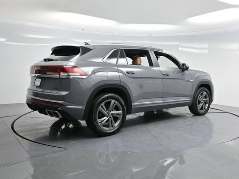 Used 2024 Volkswagen Atlas Cross Sport SEL R-Line AWD/4WD image 49
