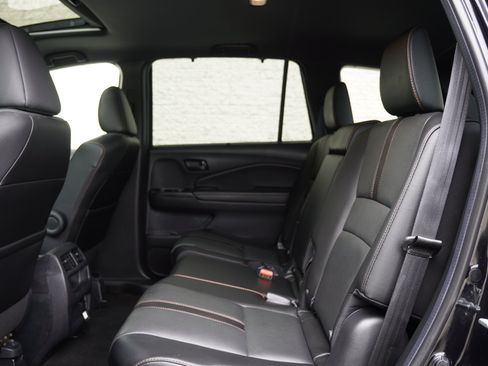 Used 2022 Honda Passport TrailSport image 26