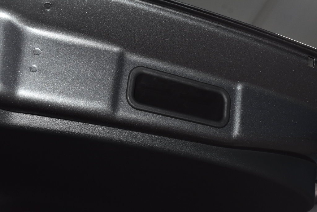 Certified 2025 Nissan Kicks Play S FWD image 30