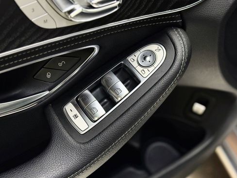 Used 2016 Mercedes-Benz C 300 Sport image 13