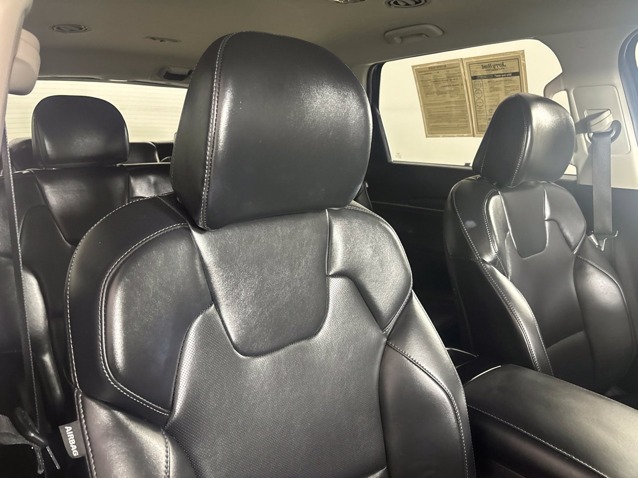Used 2025 Kia Telluride LX FWD image 31