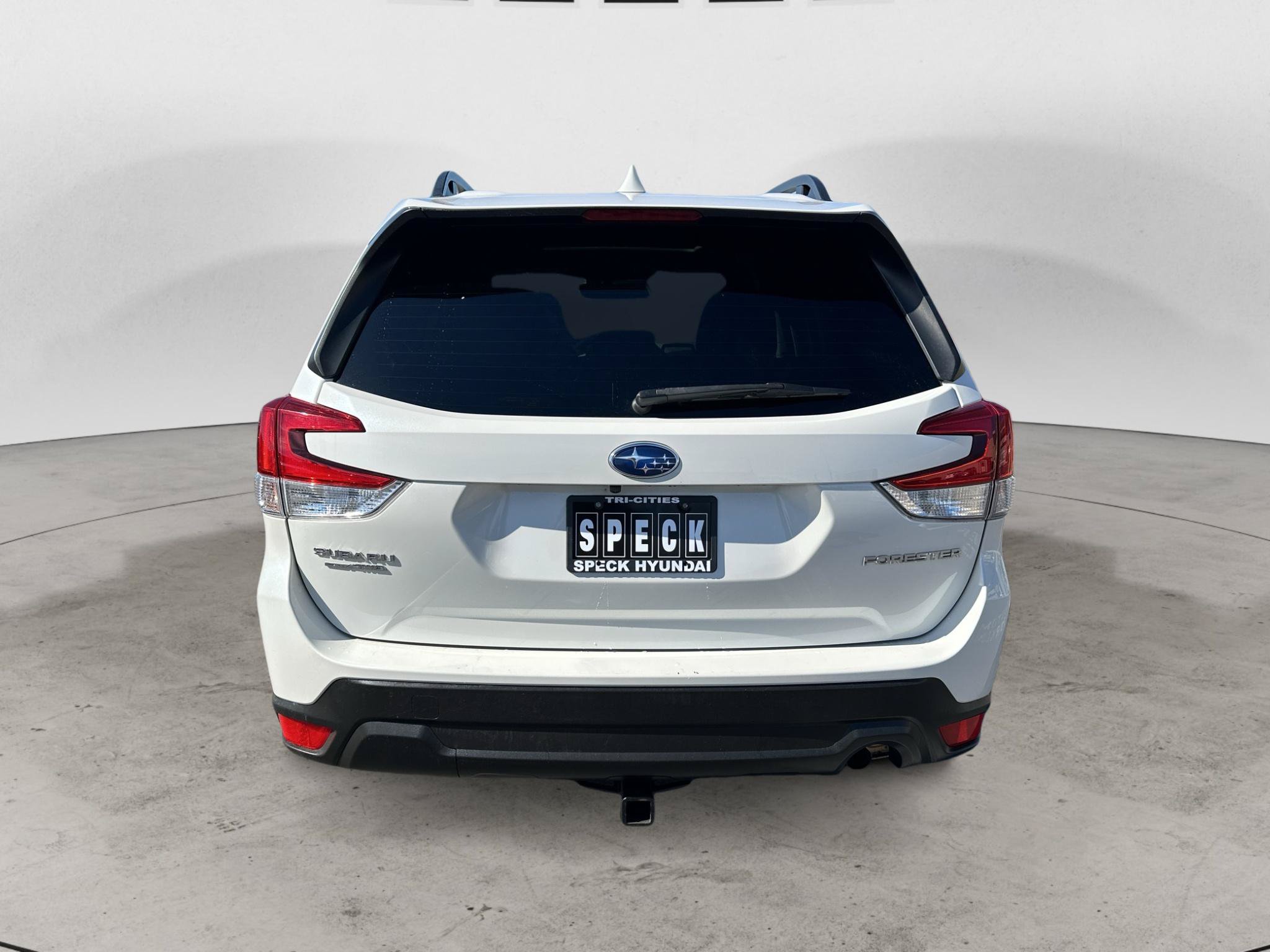 Used 2022 Subaru Forester Premium AWD/4WD image 4