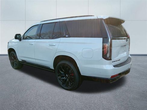 Used 2023 Cadillac Escalade Sport Platinum w/ LPO, ONYX Package image 3