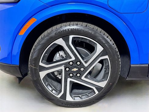 New 2025 Chevrolet Equinox EV LT w/ Convenience Package II image 19